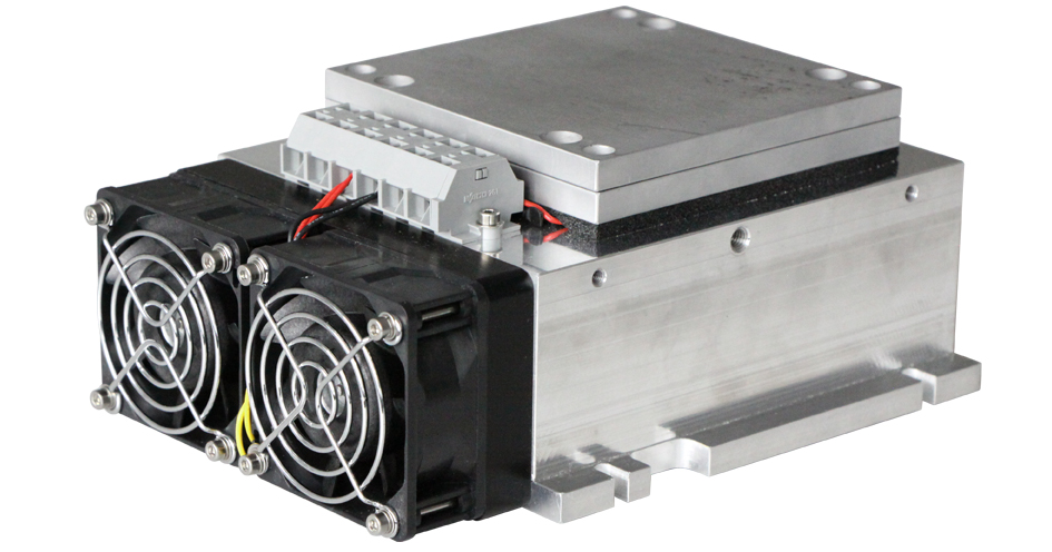 mDC-T-130-24-KIT Thermoelectric Plate-To-Air Cooling Kit mDC-T-130-24-KIT Thermoelectric Plate-To-Air Cooling Kit